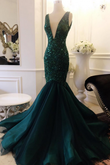 Plunging Neck Mermaid Atrovirens Prom Dress With Sequin Appliques Lace V Back Evening Dress