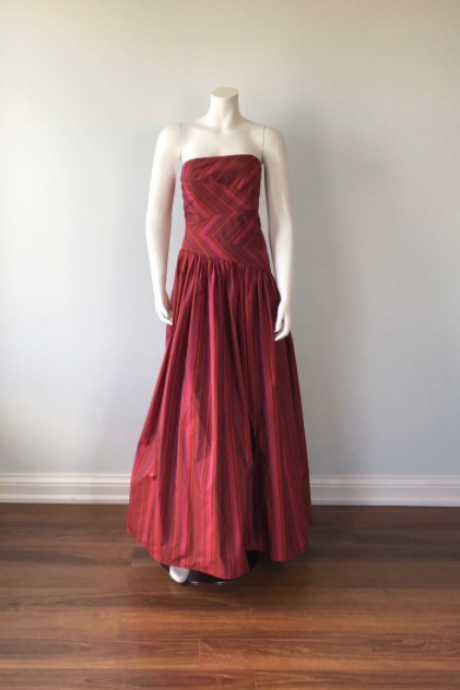 Evening Gown, Ball Gown, David Meister, 1990s Evening Gown, Red Strapess Evening Gown, Formal, Prom, Wedding, Vintage Gown