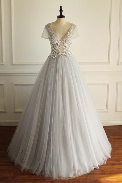 Charming Tulle Short Sleeves Gorgeous V Neck Sexy Floor-length Wedding Dress,appliques Bridals Dress,long Prom Dresses