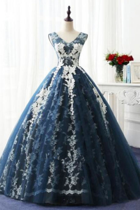 A-line Princess V Neck Appliques Sleeveless Floor Length Prom Dresses