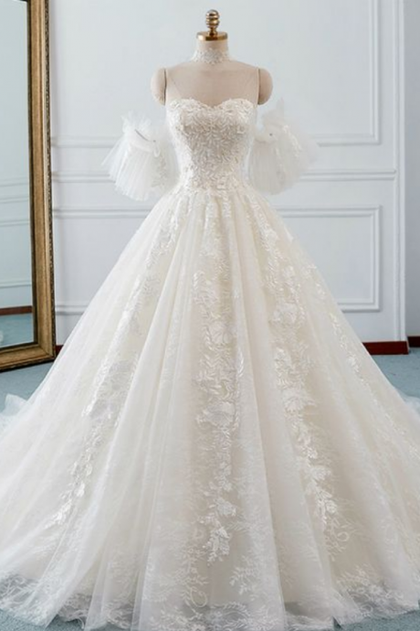Ivory Ball Gown Tulle Sweetheart Neck Appliques Wedding Dress