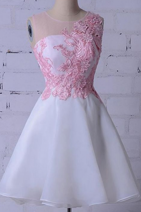 Round Neck Sleeveless Homecoming Dresses Lace Appliques Cocktail, Short Prom Dress, Chic Party Dress