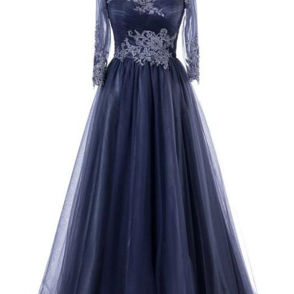 Floor-Length Tulle Prom Dresses with Sleeves